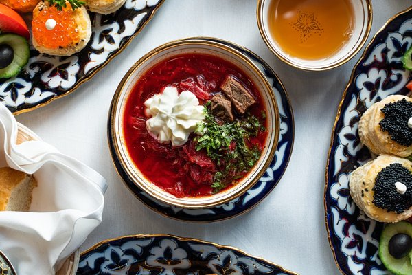How to Make Authentic Russian Borscht with a Twist?