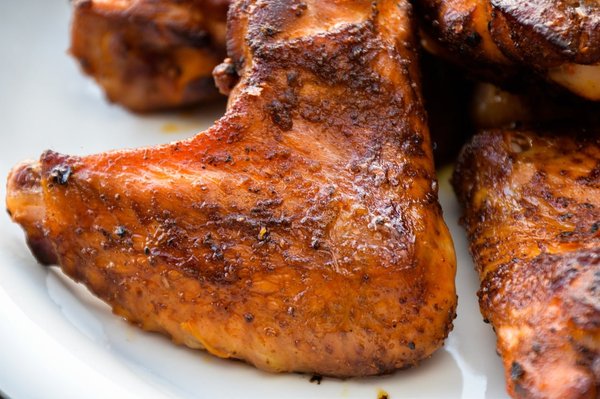 What Are the Essentials for a Flavorful Jamaican Jerk Chicken?